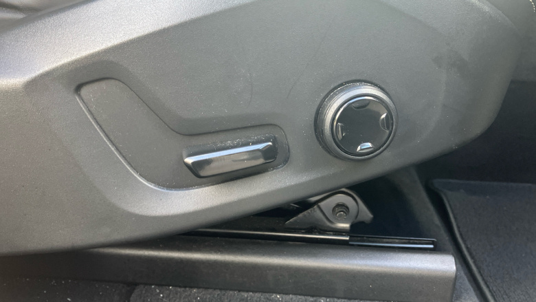 Volvo Xc60 2.0 B4D R DESIGN 5dr AWD Geartronic Diesel Estate